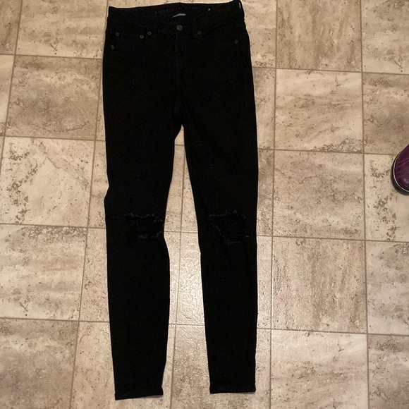 American Eagle black high-rise jeggings/jeans with rips. - Picture 1 of 7